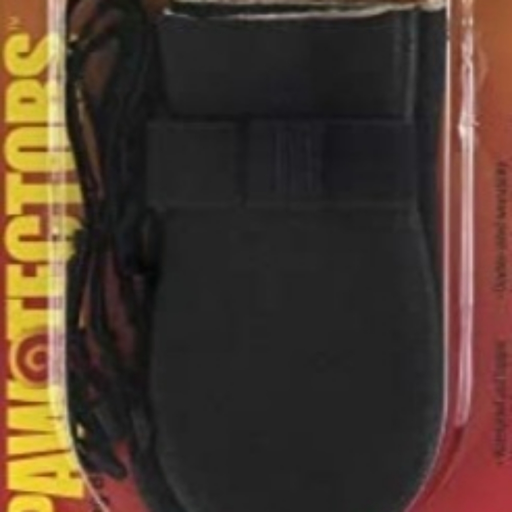 Dog boots keep your pup protected from salt and chemicalsWaterproof boots with